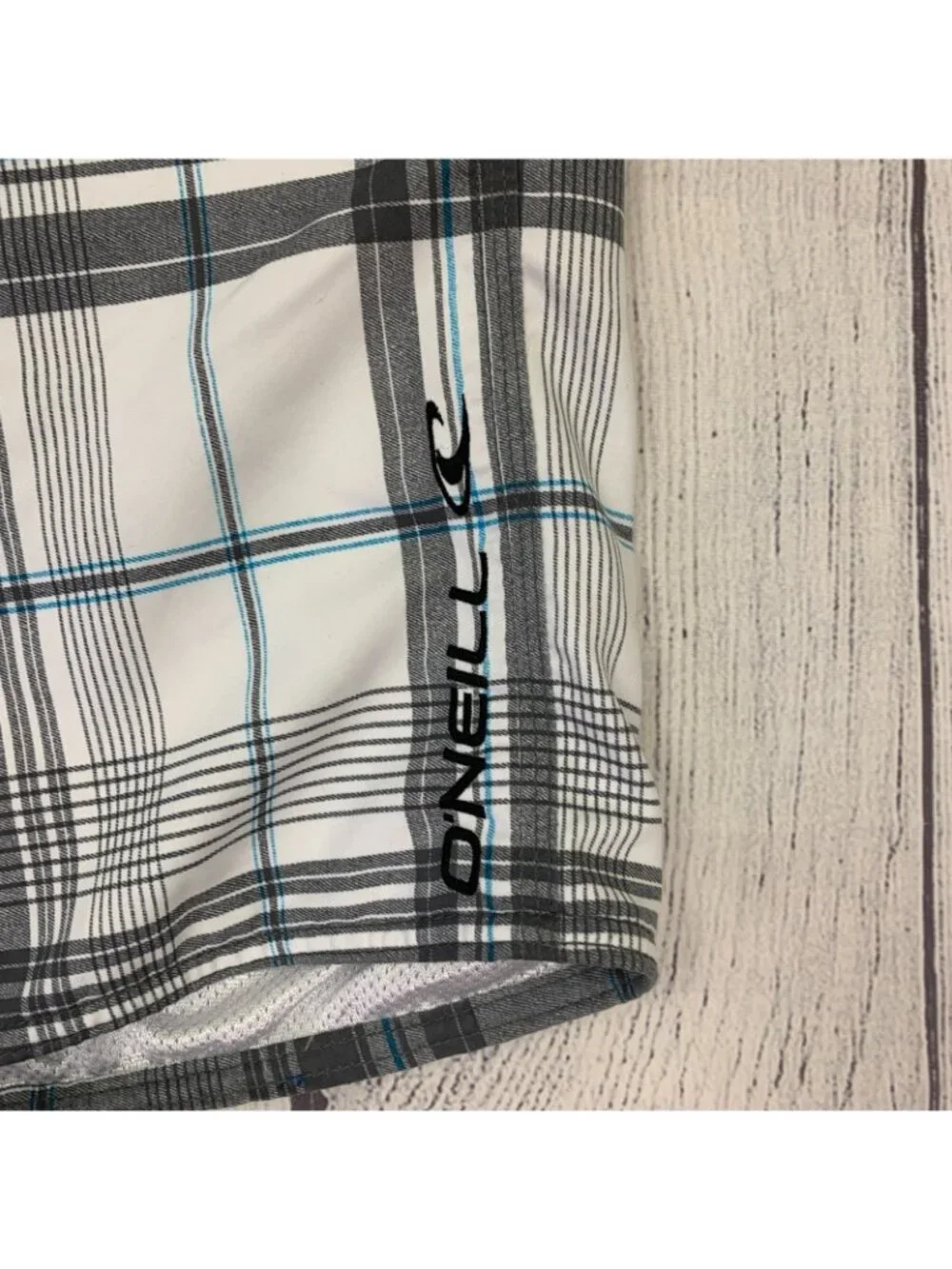 Men's O'Neill sz 31 Board Shorts Swim Trunks Plaid White Gray Blue